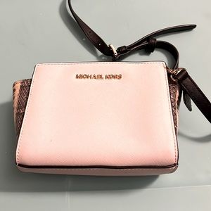 Michael kors small purse